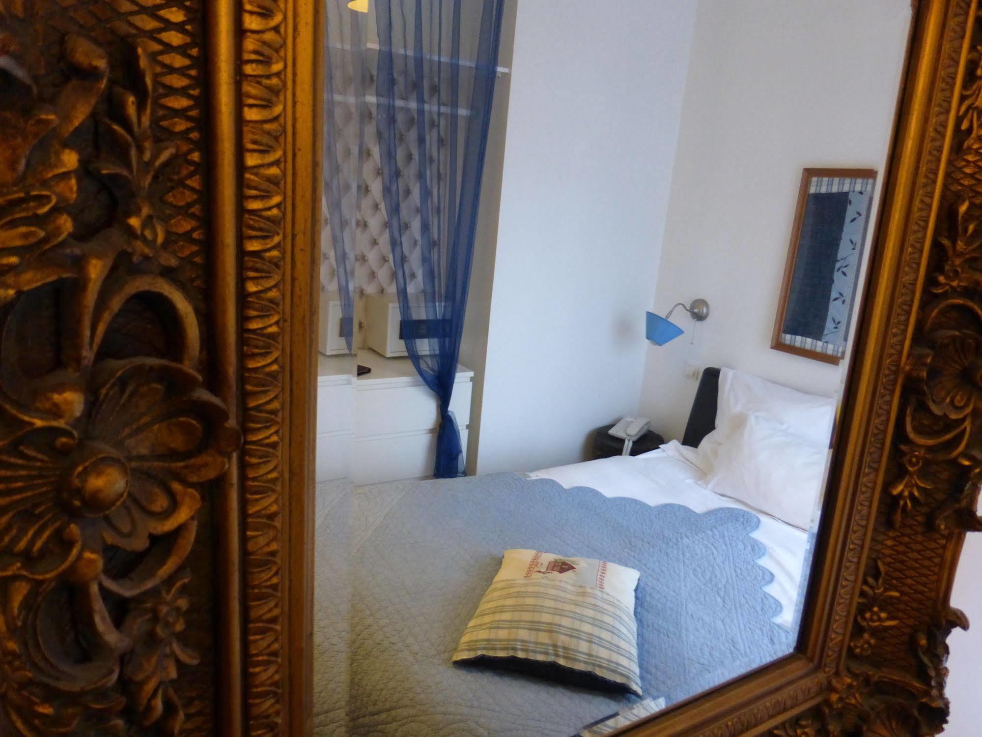Hotel A La Boucicaut 3*